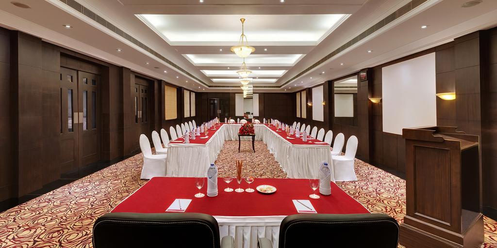 Ramada Plaza By Wyndham Jhv Hotel Varanasi