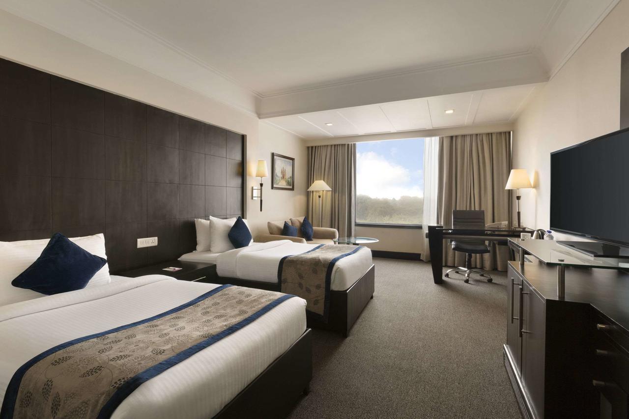 Hotel Ramada Plaza By Wyndham Jhv