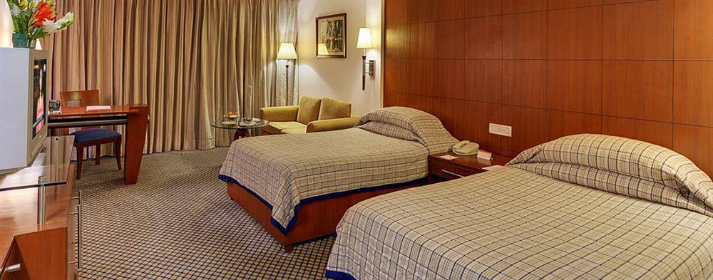 Ramada Plaza By Wyndham Jhv 5* Varanasi